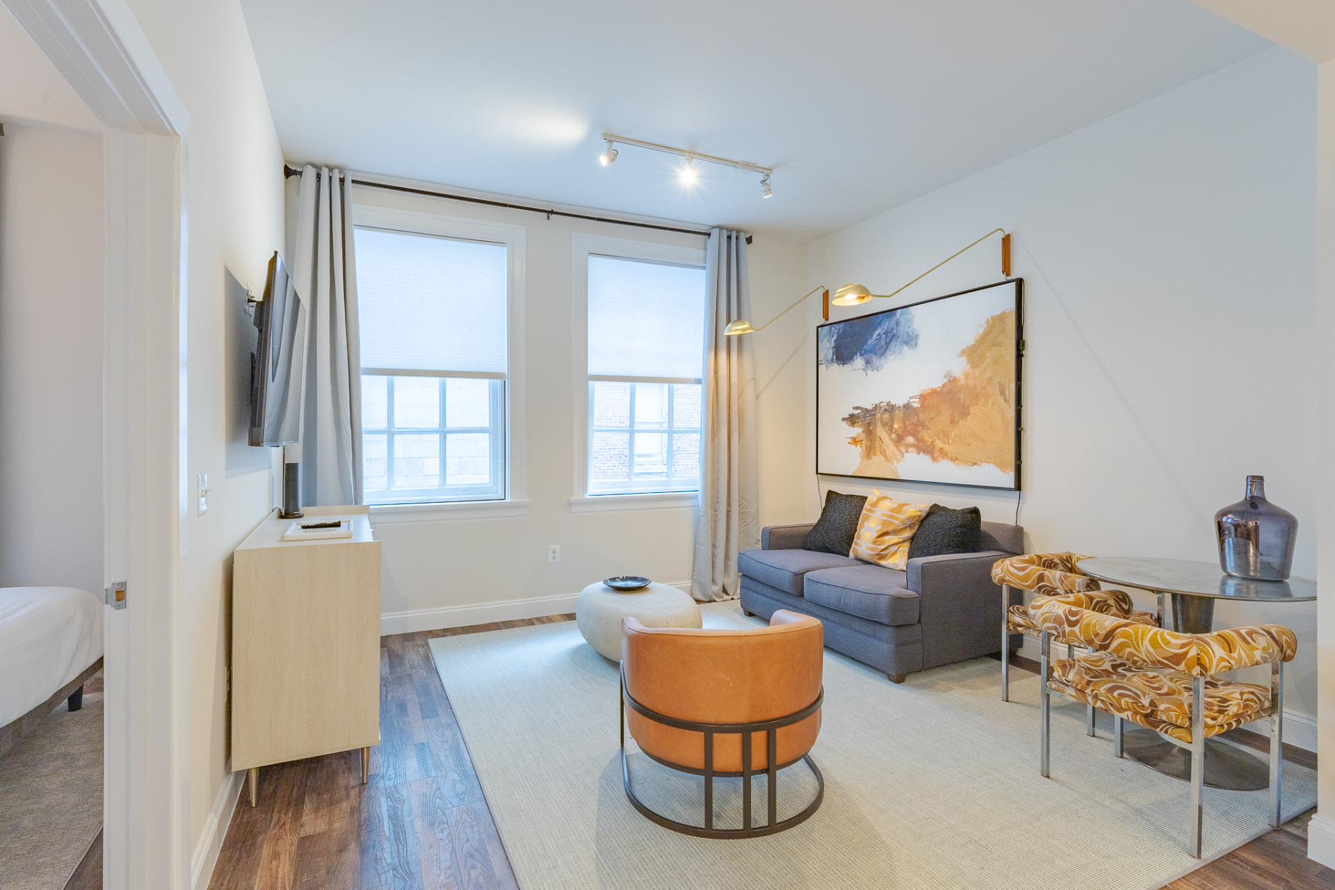Baltimore Loft Apartments · Unit 603 — photo 3 of 11