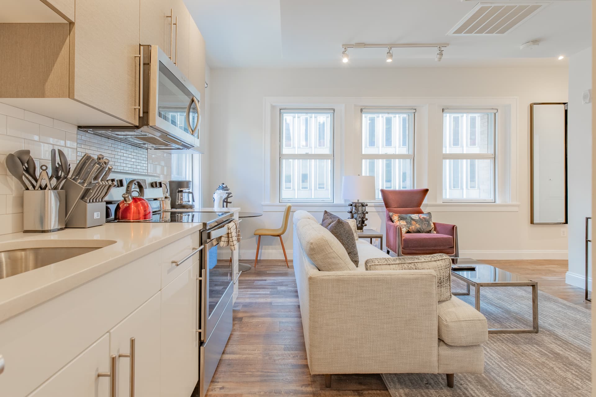 Baltimore Loft Apartments · Unit 601 — photo 2 of 10