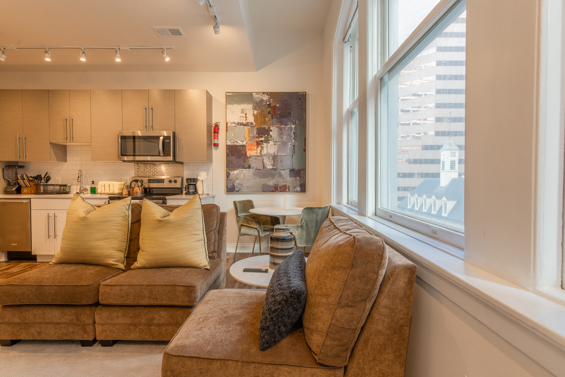 Baltimore Loft Apartments · Unit 501 — photo 2 of 9