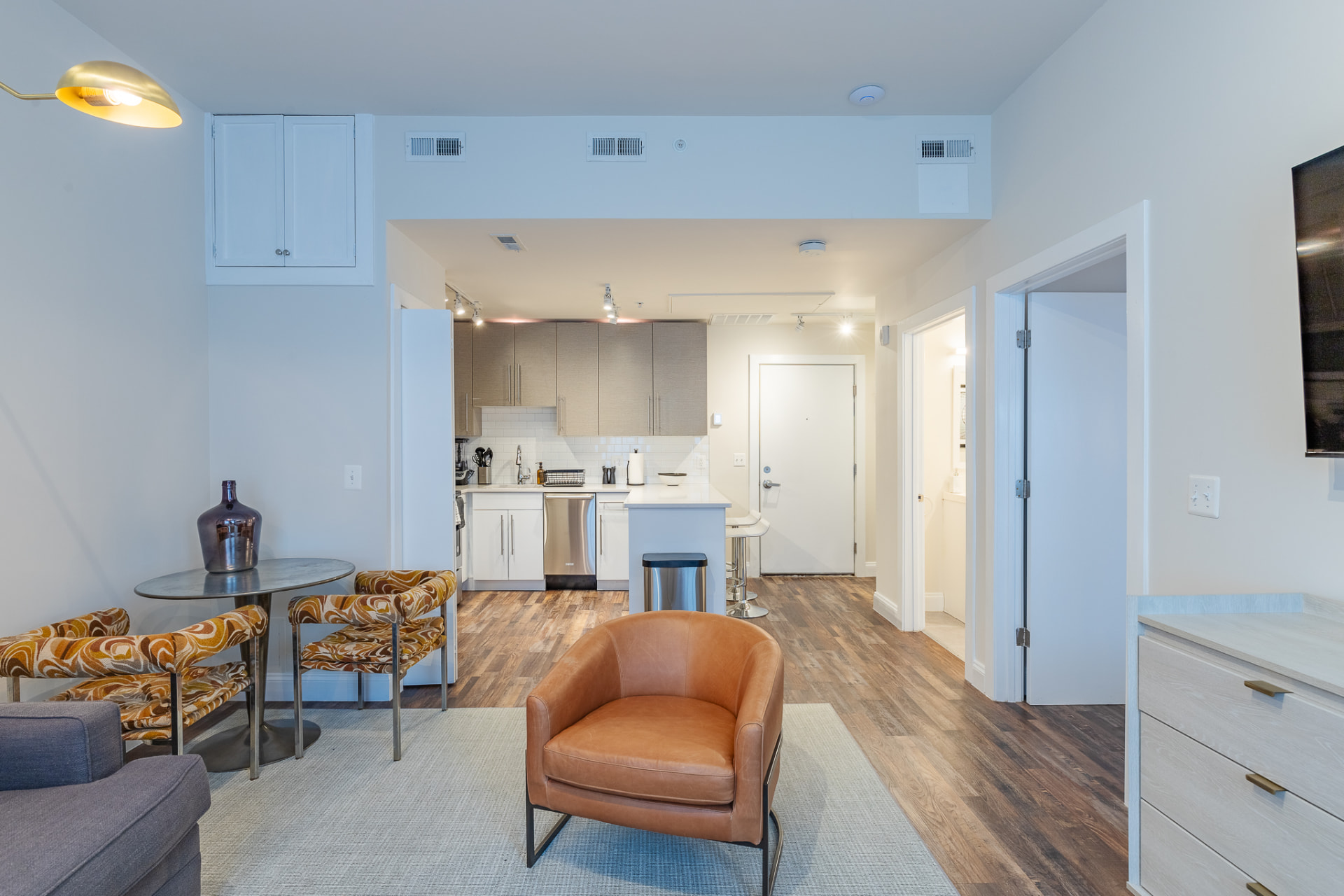 Baltimore Loft Apartments · Unit 603 — photo 2 of 11
